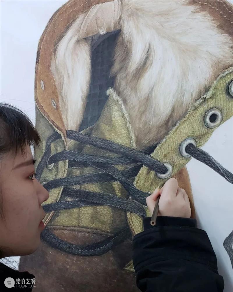 为什么央美是第一美院？看完他们新生的精微素描你就会明白 ！ 素描 美院 央美 中央美院 学生 视频 内容 造型 中央美术学院 成果 崇真艺客