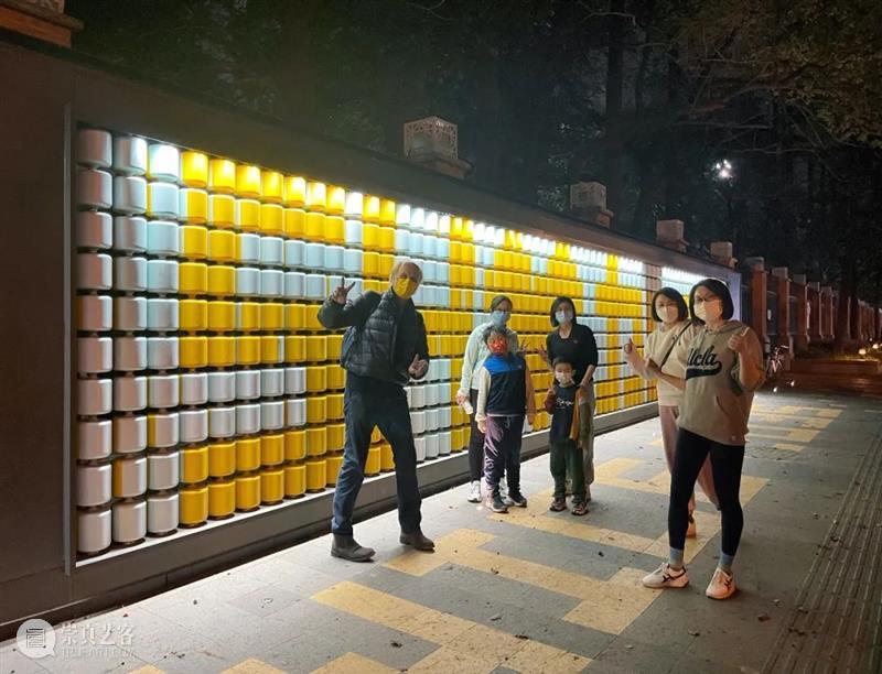 SH加油！他们齐心“翻转”，“表白墙”秒变“加油墙” 崇真艺客