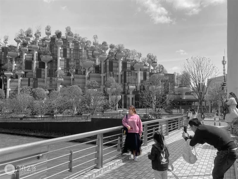 建筑丨“悬浮森林”绿色环保？还是一种纯粹的噱头？ 森林 建筑 噱头 环保 绿色 Szeremeta 英国 托马斯·赫斯维克 上海 天安 崇真艺客