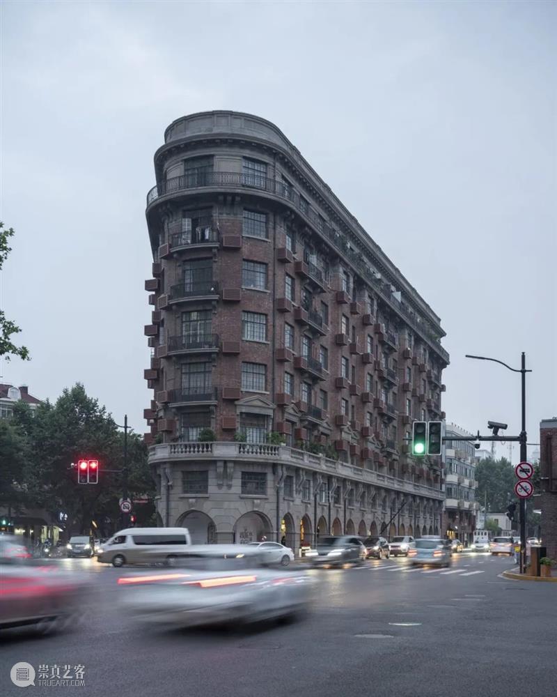 花椿专栏「Rocky’s Report From Shanghai」｜二十篇文化新现象输出中国新观点 崇真艺客