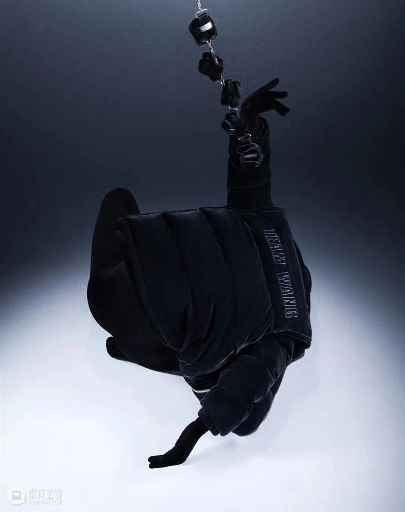 花椿专栏「Rocky’s Report From Shanghai」｜二十篇文化新现象输出中国新观点 崇真艺客