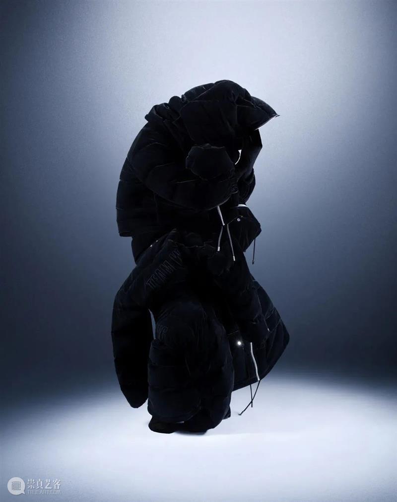 花椿专栏「Rocky’s Report From Shanghai」｜二十篇文化新现象输出中国新观点 崇真艺客