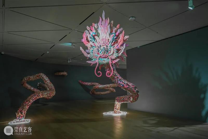 花椿专栏「Rocky’s Report From Shanghai」｜二十篇文化新现象输出中国新观点 崇真艺客