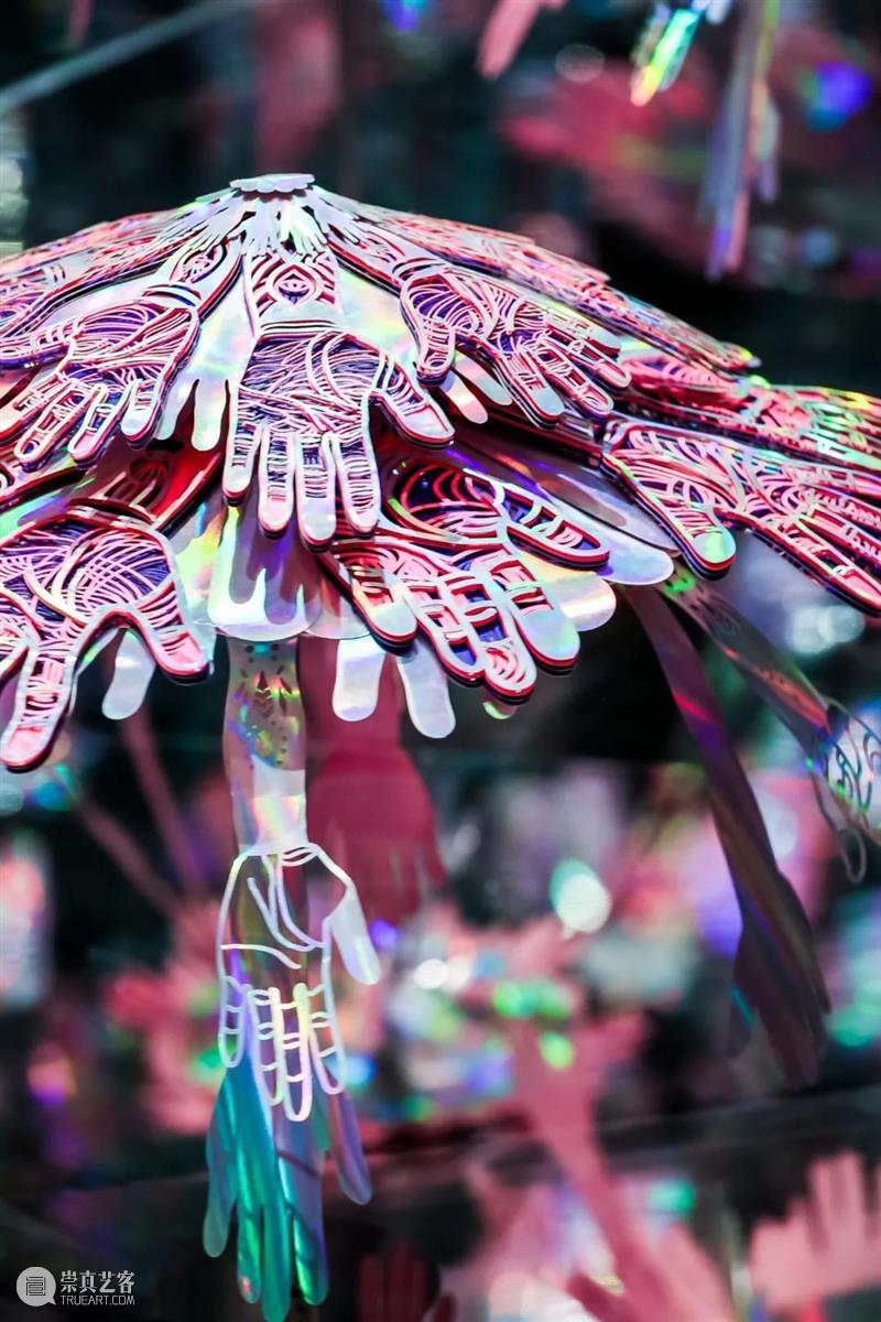 花椿专栏「Rocky’s Report From Shanghai」｜二十篇文化新现象输出中国新观点 崇真艺客