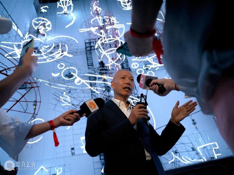 花椿专栏「Rocky’s Report From Shanghai」｜二十篇文化新现象输出中国新观点 崇真艺客