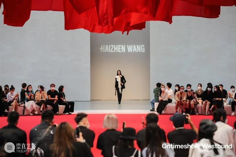 花椿专栏「Rocky’s Report From Shanghai」｜二十篇文化新现象输出中国新观点 崇真艺客