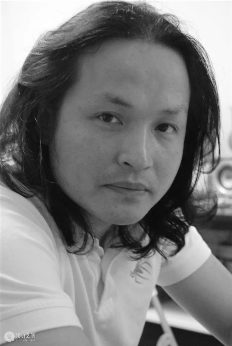 A2022004|王艾 王艾 王艾Wang 彩轮之鸟1 丙烯 王艾诗 异记 法门 阳光 太极殿 琉璃瓦 崇真艺客