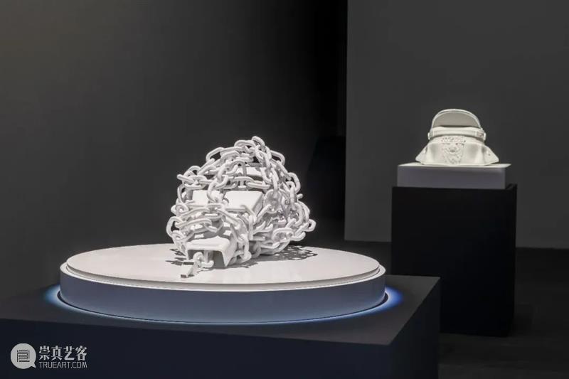 【SPURS 现场】林一林:不××××××××恨 林一林 现场 SPURS Gallery 北京 Gallery荣幸 个展 脚下 画廊 新冠 崇真艺客