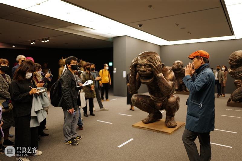 岳敏君全新个展“拈花一笑”香港唐人3月24日开幕 岳敏君 香港 个展 唐人 Minjun 策展人 陆向怡 Curator 当代唐人艺术中心 空间 崇真艺客