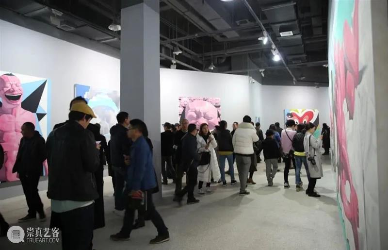 岳敏君全新个展“拈花一笑”香港唐人3月24日开幕 岳敏君 香港 个展 唐人 Minjun 策展人 陆向怡 Curator 当代唐人艺术中心 空间 崇真艺客