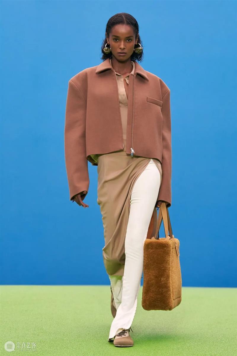 【IFA-时尚资讯】jacquemus | 雨后的夏威夷 夏威夷 IFA 资讯 jacquemus 雨后 时尚 诗歌 故事 世界 方法 崇真艺客