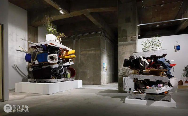 关于Chim ↑ Pom，你需要知道的还有很多 | 国家美术·关注 Chim Pom 国家 美术 名称 Pom展 SPRING 时间 地点 东京 崇真艺客