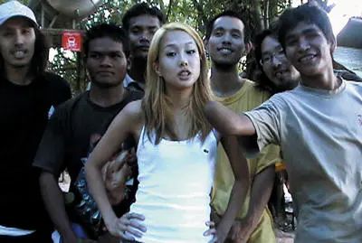 关于Chim ↑ Pom，你需要知道的还有很多 | 国家美术·关注 Chim Pom 国家 美术 名称 Pom展 SPRING 时间 地点 东京 崇真艺客