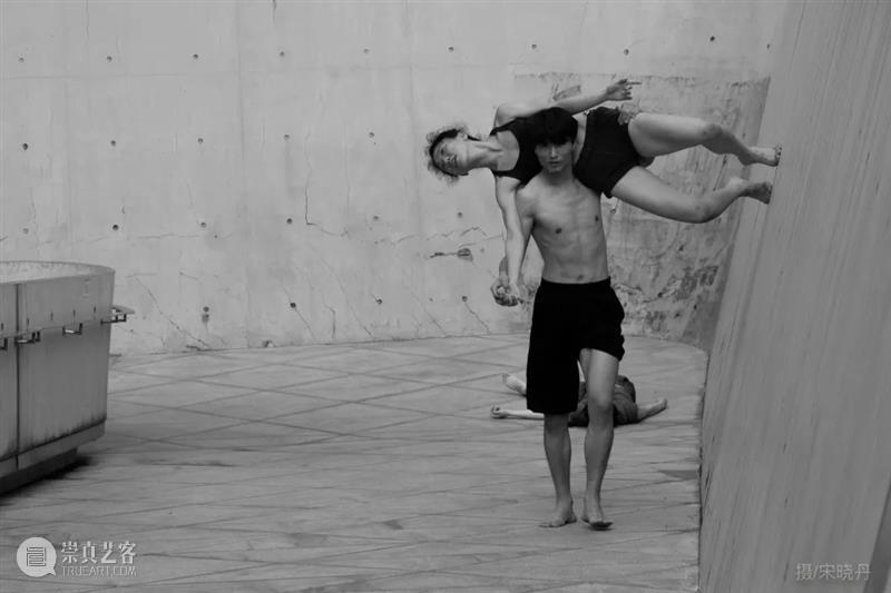 《元·22》创作实录1丨身体·启 身体 实录 觉知 体内 舞蹈 一抹色 意识 感官 舞者 导师 崇真艺客
