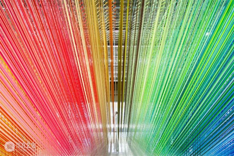 艺术家 Emmanuelle Moureaux 的6000条相交胶带 艺术家 Emmanuelle 胶带 中国 艺术 CPA 门户 北京中城雕艺术设计院 中国建筑文化中心公共艺术部联合主办 全球 崇真艺客