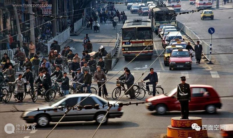 圈内圈外——光华路旧事之二 光华路 旧事 圈内圈外 四面 空间 人类 历史 物证 中国 蜉蝣 崇真艺客