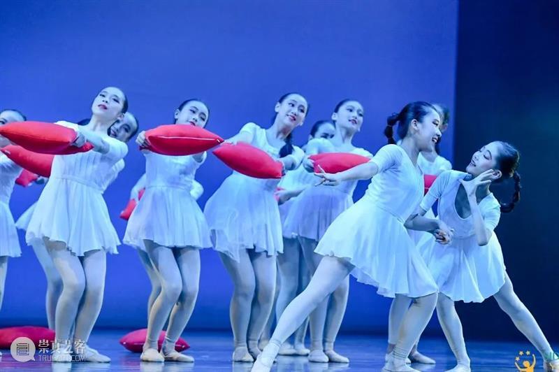 报名开启｜第四届上海国际舞蹈中心青少年舞蹈节暨舞蹈比赛，找寻属于你的舞台! 舞蹈 上海国际舞蹈中心 青少年 比赛 舞台 DANCE 明日 子们 艺术 热情 崇真艺客