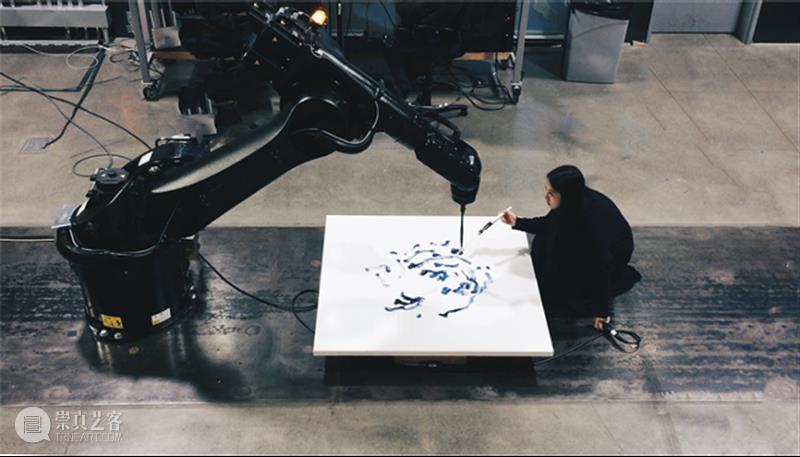 艺术家专访“为什么我要和机器人一起画画” 艺术家 机器人 LAP SOUGWEN愫君CHUNG Exquisite Corpus 行为 艺术 项目 静态 崇真艺客