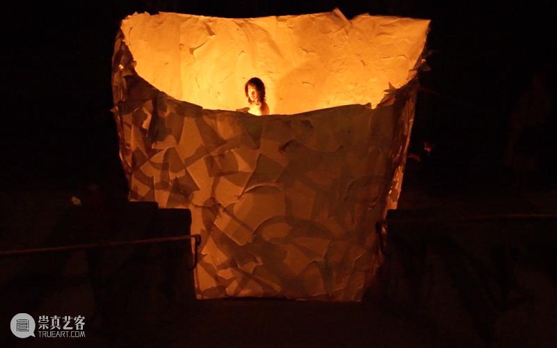 卢青录像作品参展「昨天是新的一天」 视频资讯 卢青 卢青 作品 录像 艺术家 蒲英玮策划 群展 图像 通道 彩色 尺寸 崇真艺客