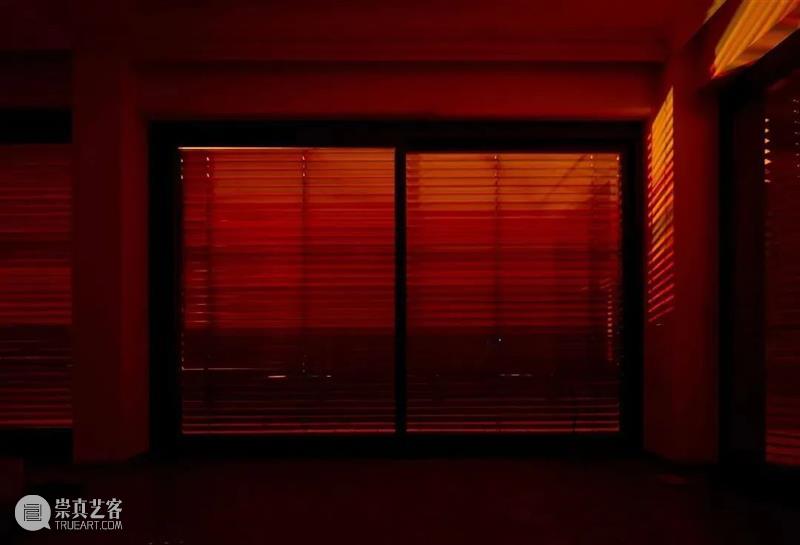 SCôP Exhibition | 乔瓦尼·欧祖拉 乔瓦尼 欧祖拉 位置 物体 色彩 立体性 作者 观众 视线 方向 崇真艺客