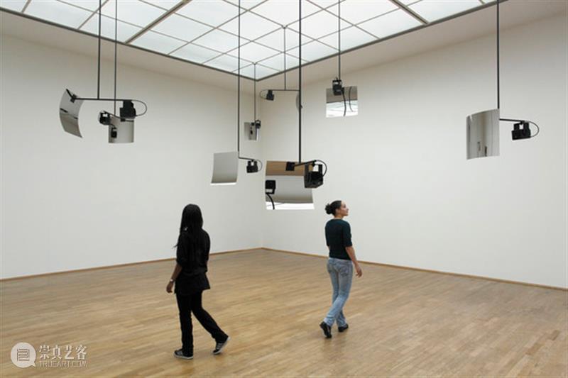 同行/声塑多维空间|Florian Hecker 博文精选 同行 Hecker 同行 多维空间 声音 游客 听觉 过程 素材 声学 作品 崇真艺客