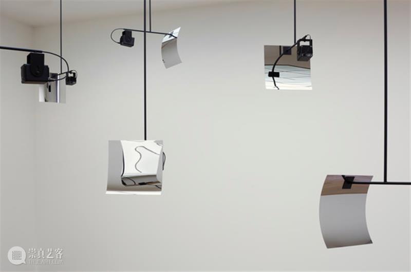 同行/声塑多维空间|Florian Hecker 博文精选 同行 Hecker 同行 多维空间 声音 游客 听觉 过程 素材 声学 作品 崇真艺客