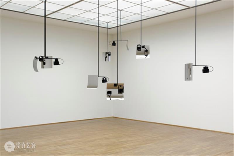 同行/声塑多维空间|Florian Hecker 博文精选 同行 Hecker 同行 多维空间 声音 游客 听觉 过程 素材 声学 作品 崇真艺客
