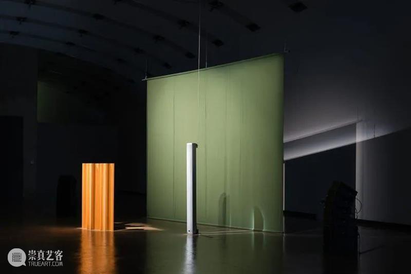 同行/声塑多维空间|Florian Hecker 博文精选 同行 Hecker 同行 多维空间 声音 游客 听觉 过程 素材 声学 作品 崇真艺客