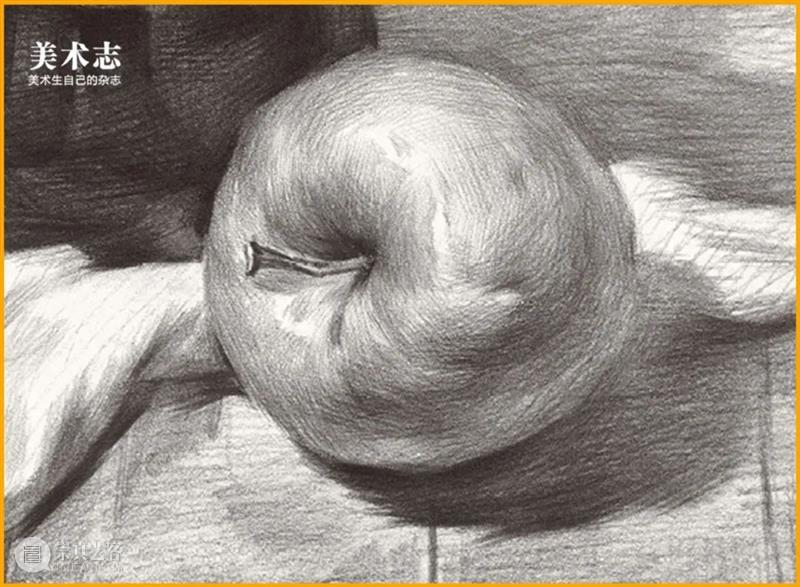 据说这个静物让所有美术生都头疼，不信你来画试试 ！ 静物 美术生 素描静物苹果 常客 同学 苹果 小志 团队 基础 同学们 崇真艺客