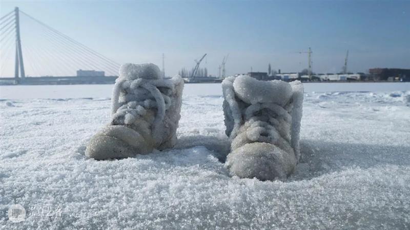 同行/在死海沉入水底 | Sigalit Landau 博文精选 徐震XuZhen Sigalit Landau 死海 同行 水底 以色列 雕塑家 录像 装置 艺术家 崇真艺客