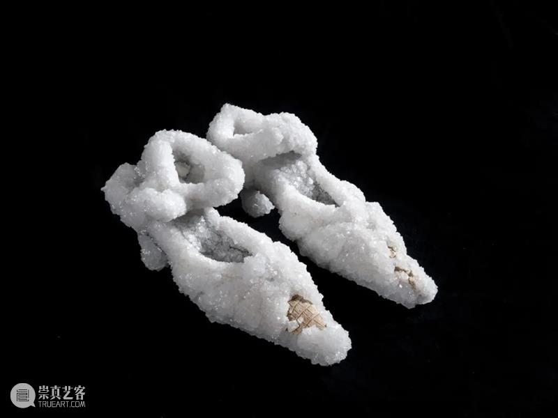 同行/在死海沉入水底 | Sigalit Landau 博文精选 徐震XuZhen Sigalit Landau 死海 同行 水底 以色列 雕塑家 录像 装置 艺术家 崇真艺客