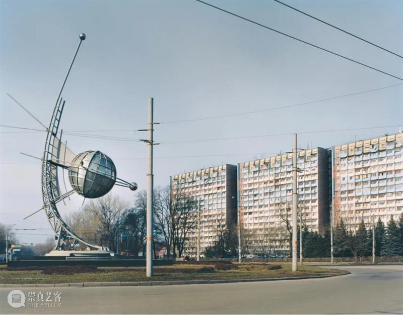 弗雷德里克·肖宾:理想的宇宙建筑 | SCôP 瞬间 弗雷德里克 肖宾 建筑 宇宙 瞬间 CCCPFrédéric Chaubin Frédéric 法国 作家 崇真艺客