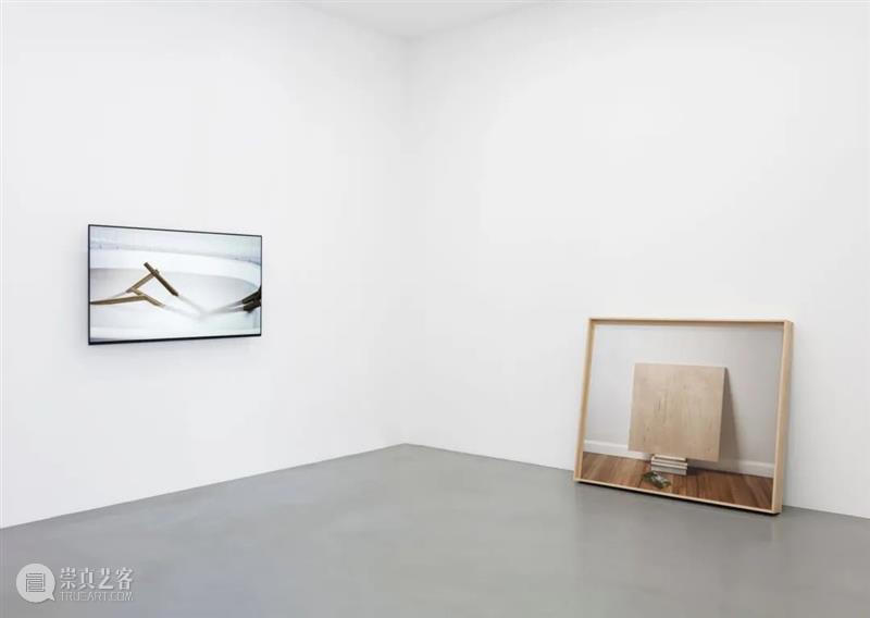 全球艺术展览资讯 | 巴黎 巴黎 全球 艺术 资讯 Desheng Untitled view Rêve blanc noires 崇真艺客