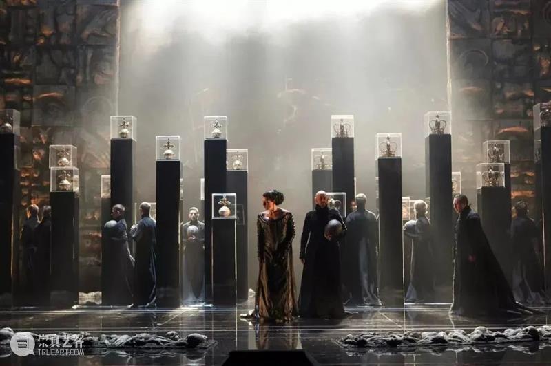 国际舞美大师丨斯特法诺·波达：打造舞台“五位一体”的整体美学 视频资讯 何天宇 斯特法诺 波达 舞台 舞美 五位一体 国际 大师 整体 美学 上方 崇真艺客