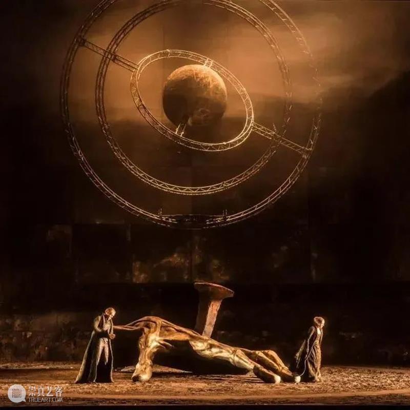 国际舞美大师丨斯特法诺·波达：打造舞台“五位一体”的整体美学 视频资讯 何天宇 斯特法诺 波达 舞台 舞美 五位一体 国际 大师 整体 美学 上方 崇真艺客