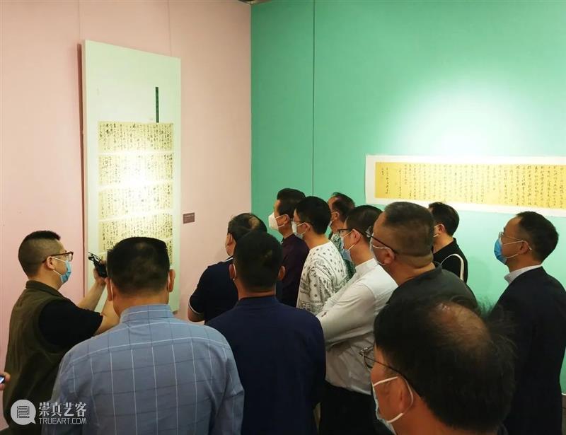 抱云堂书院中国书法篆刻创作研修读书会师生作品展在金陵美术馆开展 金陵美术馆 师生 作品展 云堂书院中国书法篆刻创作研修读书会 项目 主管 单位 中共南京市委宣传部 南京市文化和旅游局项目联合主办单位 南京书画院 崇真艺客
