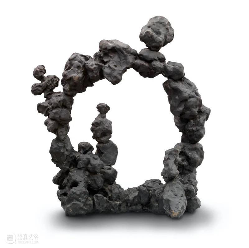 威尼斯双年展 | 卢齐欧·封塔纳 / 安东尼 · 葛姆雷，感受光与空间的无限 威尼斯双年展 卢齐欧 封塔纳 安东尼 葛姆雷 空间 FONTANA 策展人 卢卡 马西莫 崇真艺客