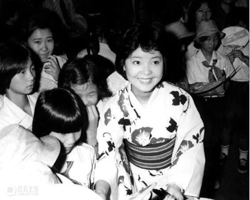 纪念|邓丽君(1953.1.29—1995.5.8) 邓丽君 英文名 Teresa 台湾 华语 音乐史 盛名 歌唱家 日本 昭和时代 崇真艺客