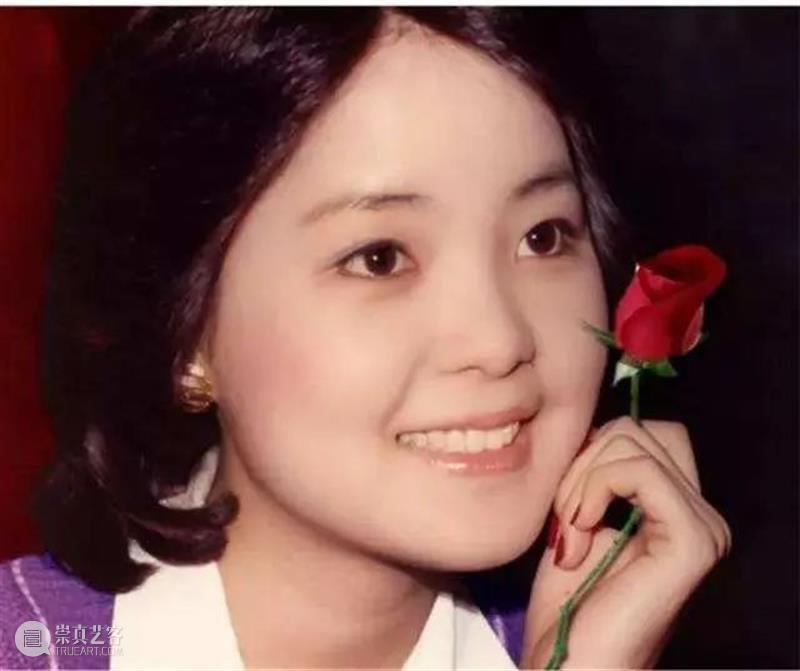 纪念｜邓丽君（1953.1.29—1995.5.8） 邓丽君 英文名 Teresa 台湾 华语 音乐史 盛名 歌唱家 日本 昭和时代 崇真艺客