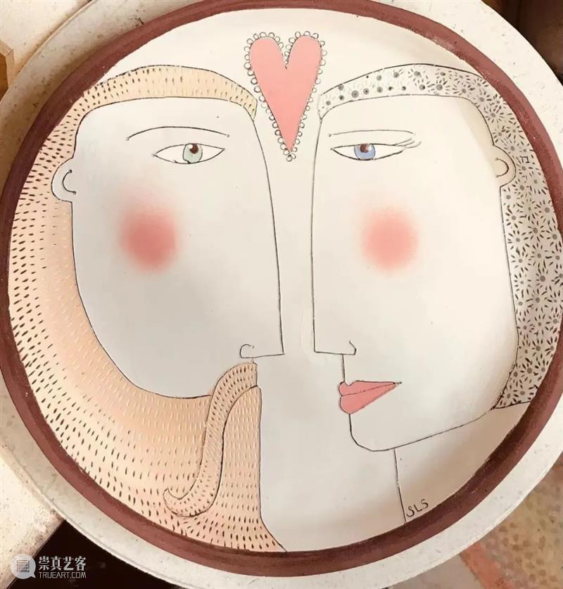 盘子上的艺术 艺术 盘子 生活 经历 作品 一个故事 Sarah 艺术家 简介 传奇 崇真艺客