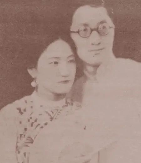 万一对话 | “慢”在文字中 文字 图片 详情 从前 clockstopped 展期 地址 Venue 深圳市 南山区 崇真艺客