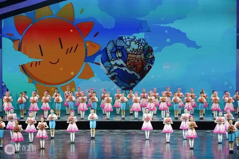 给孩子们的礼物，今晚19:30相约“我和祖国一起成长”——“六一”国际儿童节线上特别节目！ 崇真艺客
