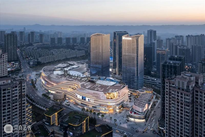 七层高植物园+购物中心，重庆约克郡光环购物公园 / PHA湃昂 崇真艺客