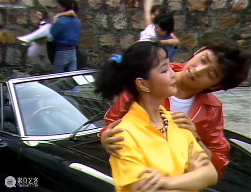 华语娱乐圈第一顶流，周杰伦和王菲都崇拜她 崇真艺客