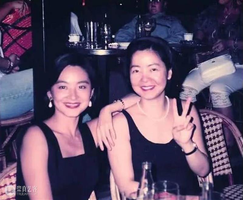 华语娱乐圈第一顶流，周杰伦和王菲都崇拜她 崇真艺客