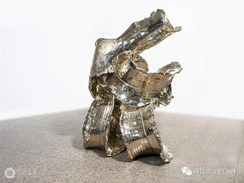 Lynda Benglis 沐浴在她的艺术之光中 崇真艺客