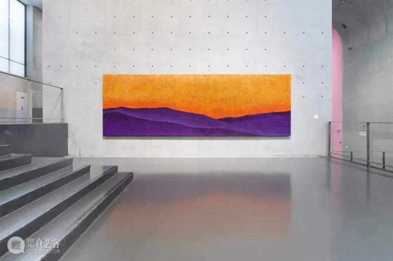 LONG现场 | 詹妮弗·圭迪中国首次美术馆个展“满月”，15组作品全球首次亮相  龙美术馆 崇真艺客