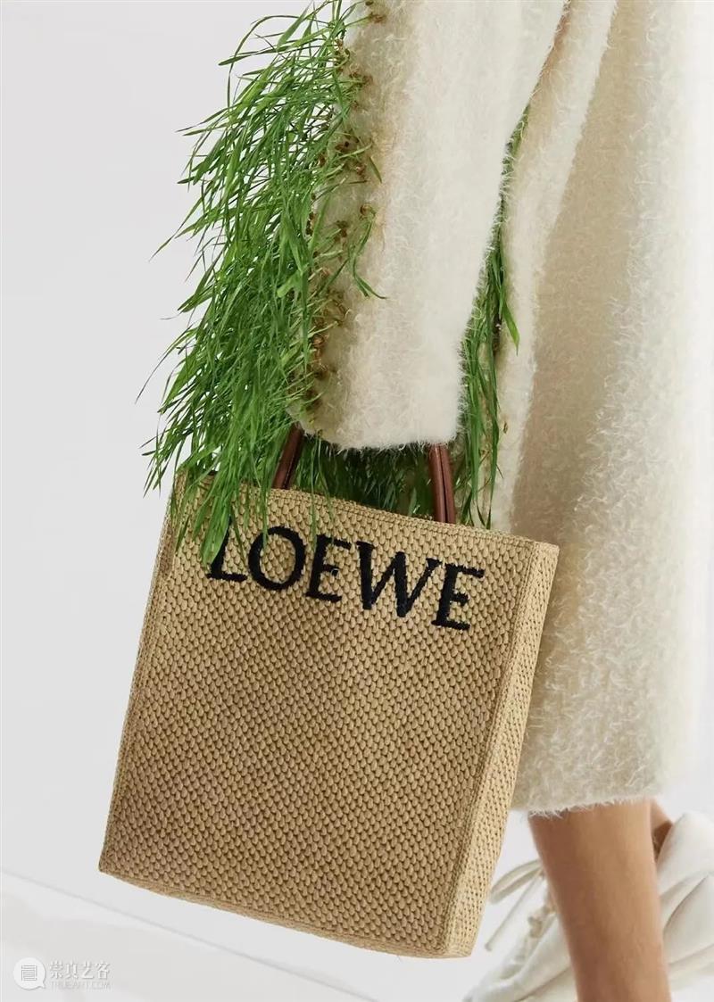 【IFA-时尚资讯】LOEWE| 自然为衣，织物与科技和植物的融合 崇真艺客