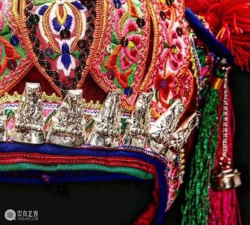 【IFA-民族艺术】彝族刺绣 | 书于布帛的民族美学 崇真艺客