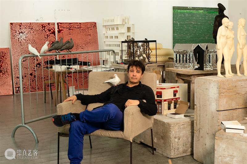 即将展出 | ​阿岱尔·阿德斯梅将在上海外滩美术馆呈现大型个展“御旨” 崇真艺客
